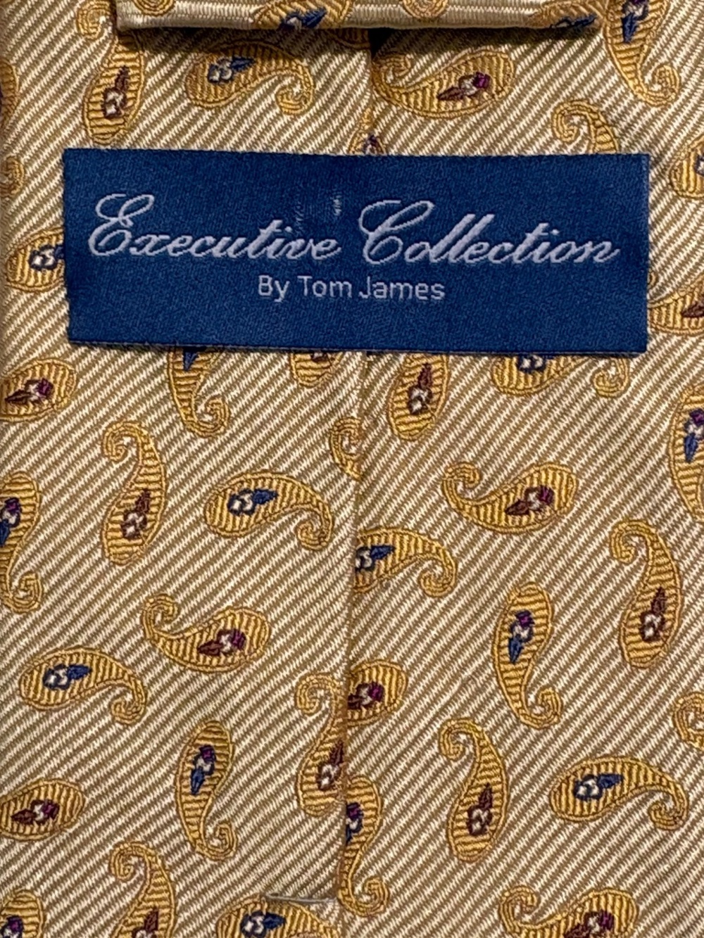 Tom James Executive Collection Gold Paisley Silk Tie 3.25"